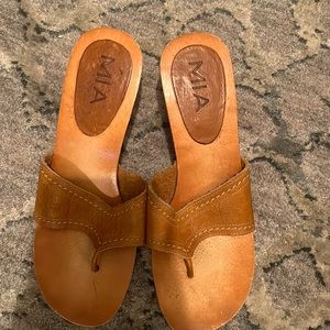 MIA wooden heels size 8